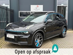 Lynk & Co 01 - 1.5 HYBRID 261 PK / 360 Camera PANO SFEER NAVI
