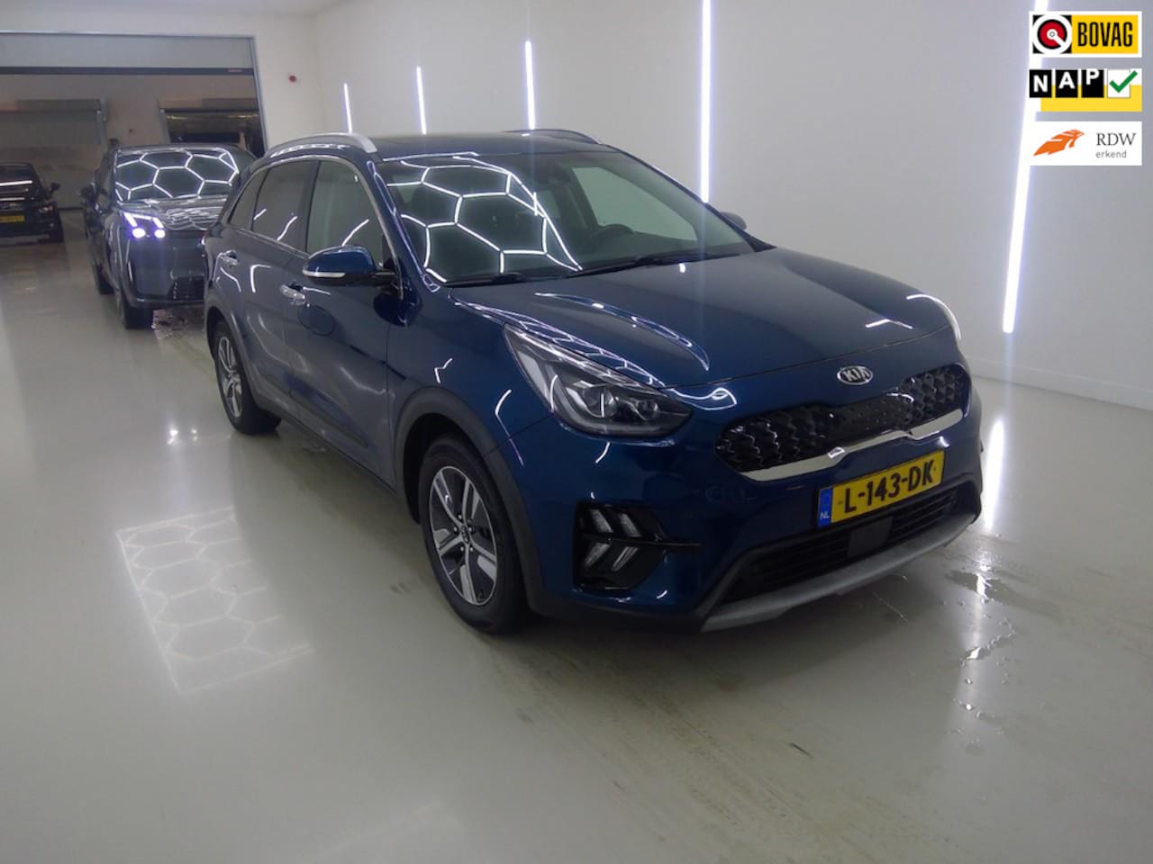 Kia Niro - 1.6 GDi Hybrid ExecutiveLine+Led+SchuifdaK+Volleder+stoel&stoel-verw+camera+Vitrual+TREKHA - AutoWereld.nl