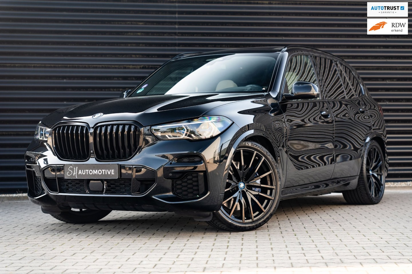 BMW X5 - XDrive45e High Executive / LASER / M PAKKET / HUD / PANO / LUCHTVERING / B&W - AutoWereld.nl