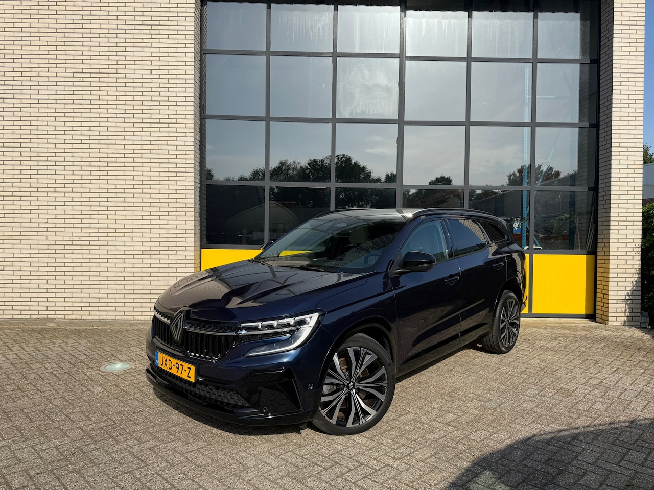 Renault Espace - E-Tech full hybrid 200 iconic 7p. E-Tech full hybrid 200 iconic 7p. - AutoWereld.nl