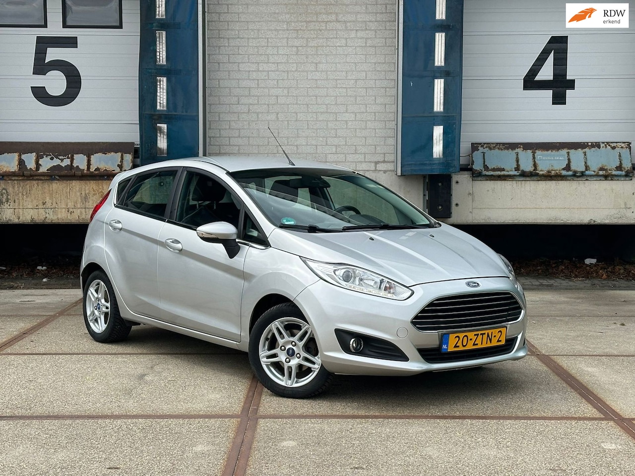 Ford Fiesta - 1.0 EcoBoost Titanium 1.0 EcoBoost Titanium (Cruis+CLIMA+PDC+NAP) - AutoWereld.nl