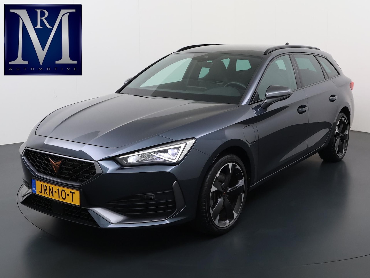 CUPRA Leon Sportstourer - 1.4 eTSI PHEV FR 33.000 KM | PHEV PLUG-IN HYBRIDE | PERFORMANCE STOELEN | STOEL- & STUURWI - AutoWereld.nl