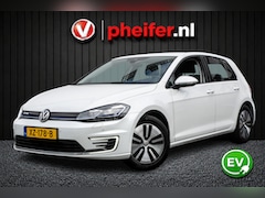 Volkswagen e-Golf - E-dition 36 kWh SOH 88% Virtual dashboard/ Navigatie/ Stoelverwarming/ Cruise control/ Ful