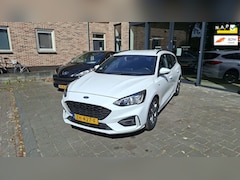Ford Focus Wagon - 1.0 EcoBoost ST Line Business