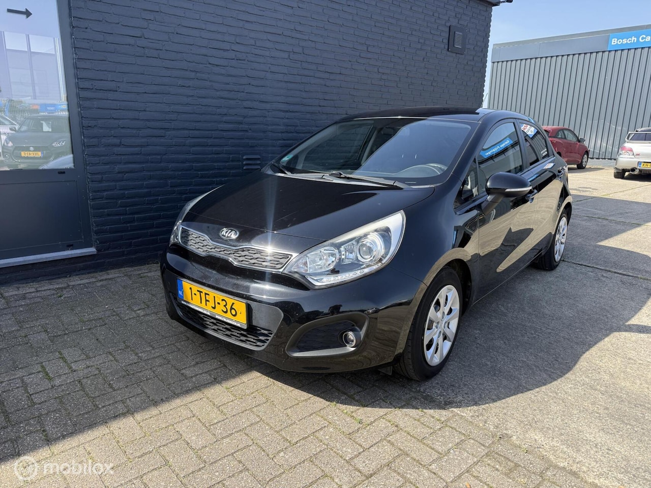 Kia Rio - 1.2 CVVT ComfortLine 1.2 CVVT ComfortLine - AutoWereld.nl