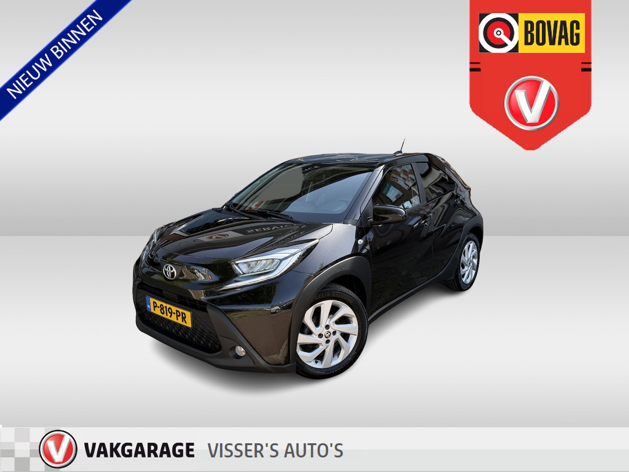 Toyota Aygo X - 1.0 VVT-i S-CVT first | automaat | achteruitrijcamera | airco | 17 inch velgen | - AutoWereld.nl