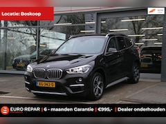 BMW X1 - SDrive20i Orange Edition II TREKHAAK NL-AUTO NAP