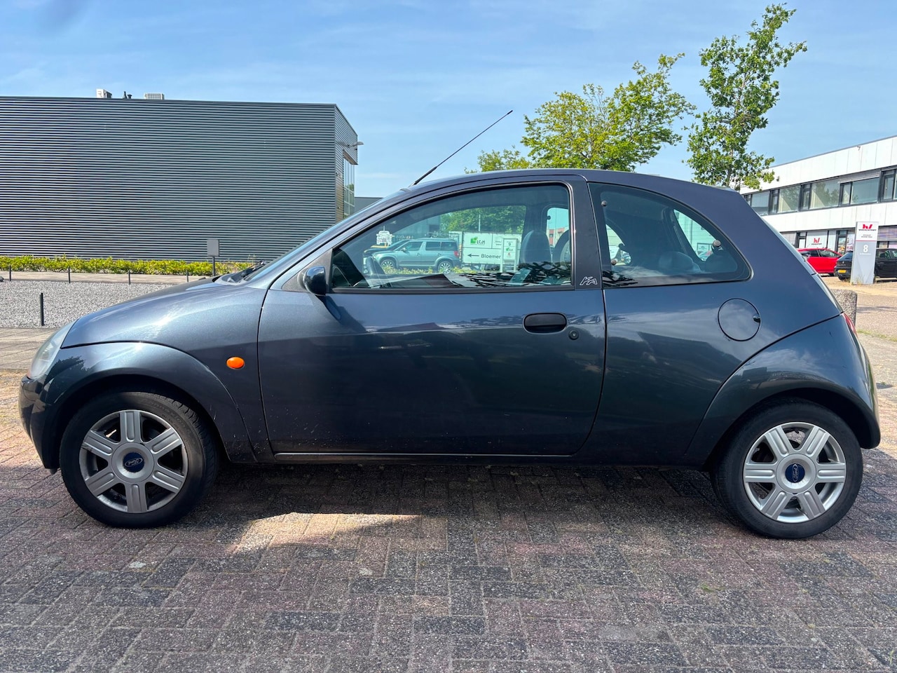 Ford Ka - 1.3 Trend Airco 86.000 km APK 07-2027 - AutoWereld.nl