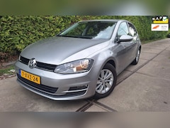 Volkswagen Golf - 1.6 TDI Comfortline BlueMotion
