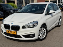 BMW 2-serie Active Tourer - 218i Essential / Trekhaak / Cruise control