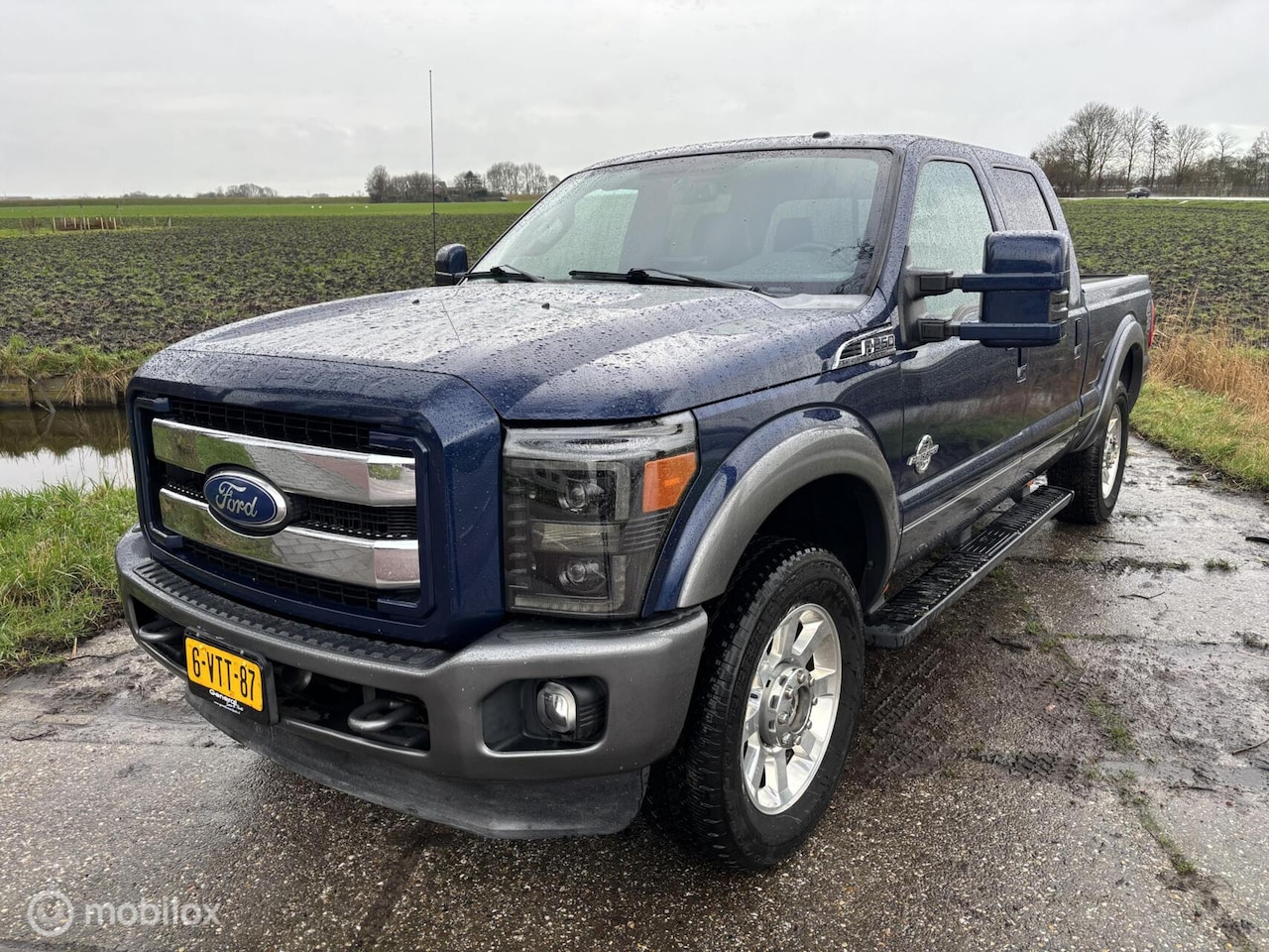 Ford F250 - USA F-250 Supercrew 4x4 Lariat - AutoWereld.nl