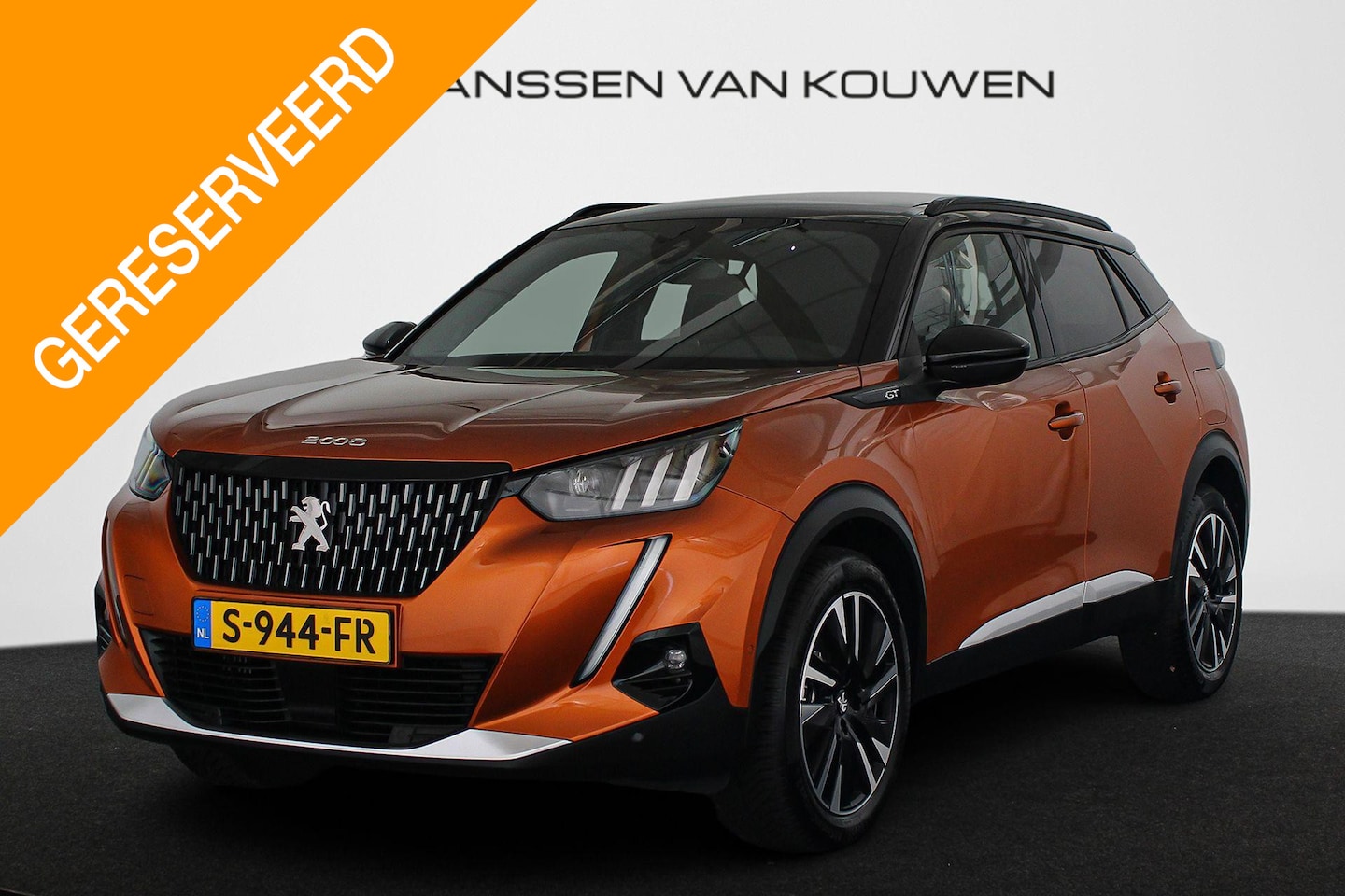 Peugeot 2008 - 1.2 PureTech GT Pack Automaat Panoramadak Keyless Dodehoek LED - AutoWereld.nl