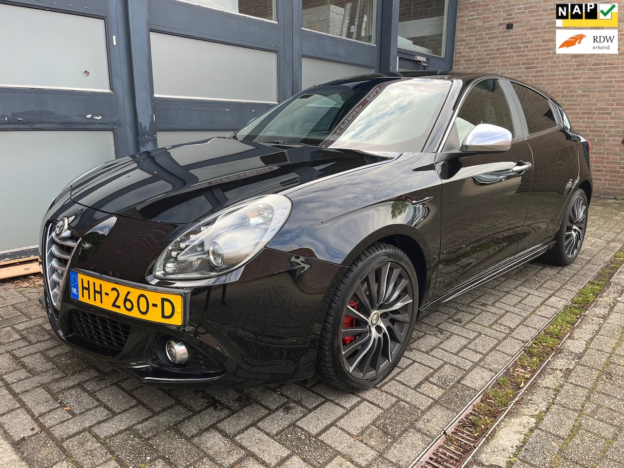 Alfa Romeo Giulietta - 1.4 T Exclusive Automaat, Topstaat! - AutoWereld.nl