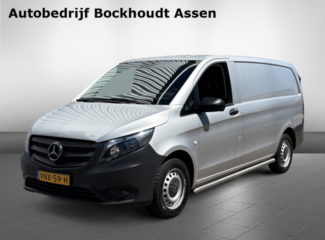 Mercedes-Benz Vito - 114 CDI Lang | Camera | Apple CarPlay | Trekhaak - AutoWereld.nl