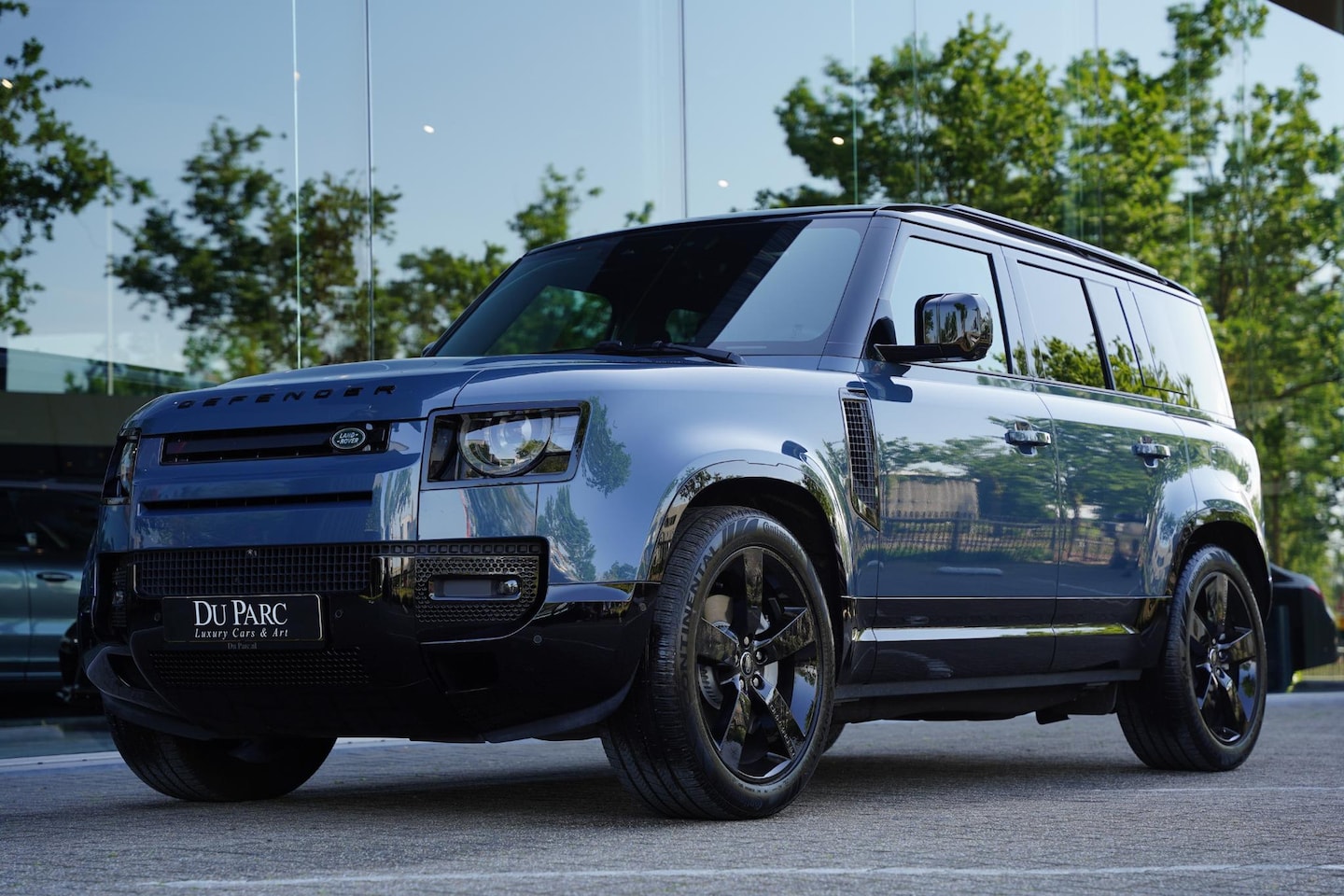 Land Rover Defender 110 - P300 E 110 X-Dynamic HSE / Meridian / 22 Inch / Head Up / Trekhaak - AutoWereld.nl