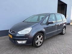 Ford Galaxy - 2.0-16V Trend