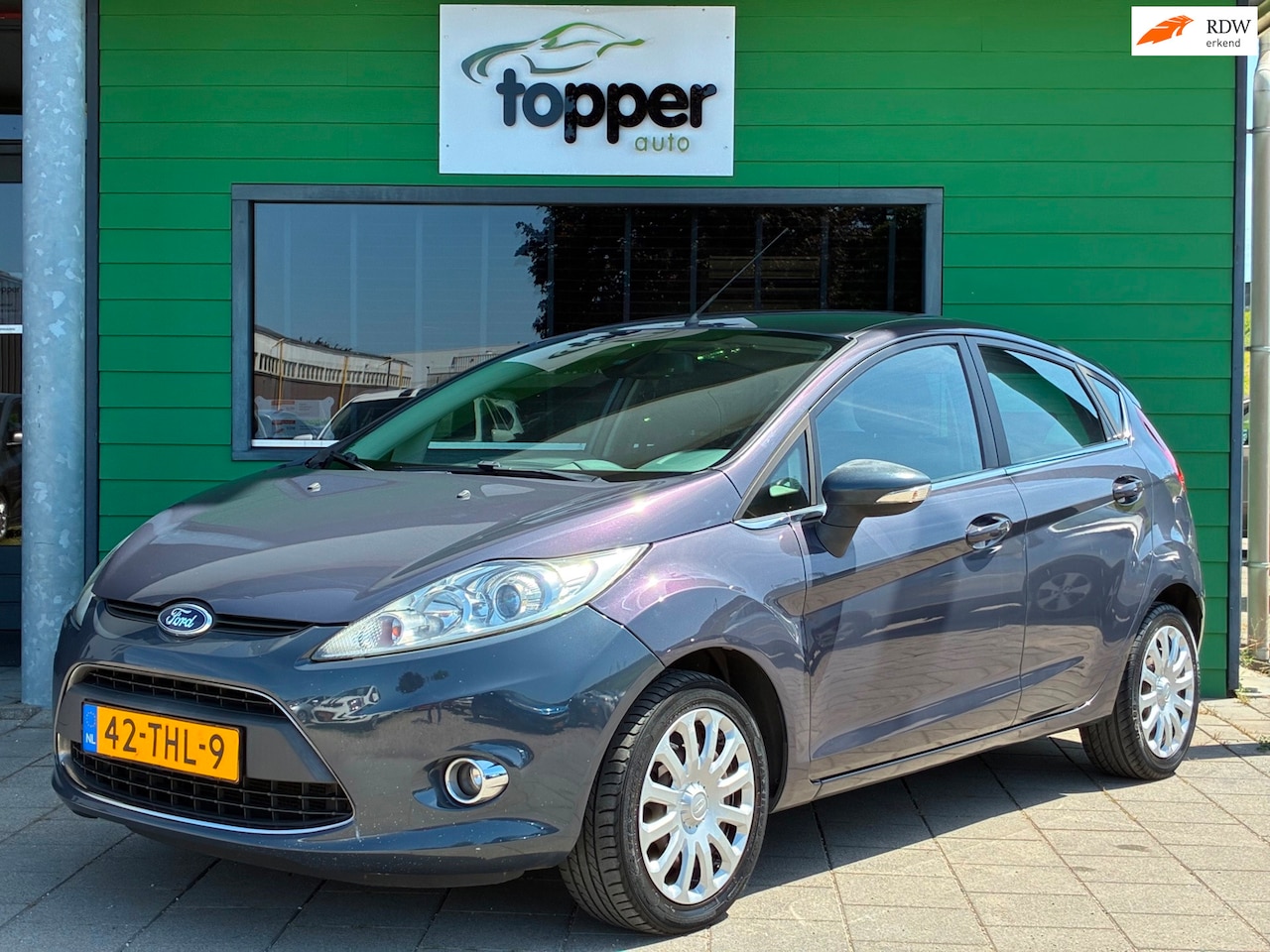 Ford Fiesta - 1.25 Ghia|2e Eigenaar|ClimaTronic|CruiseControl|Trekhaak - AutoWereld.nl
