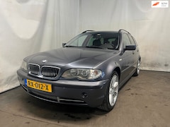 BMW 3-serie Touring - 330xi Executive SCHADEAUTO