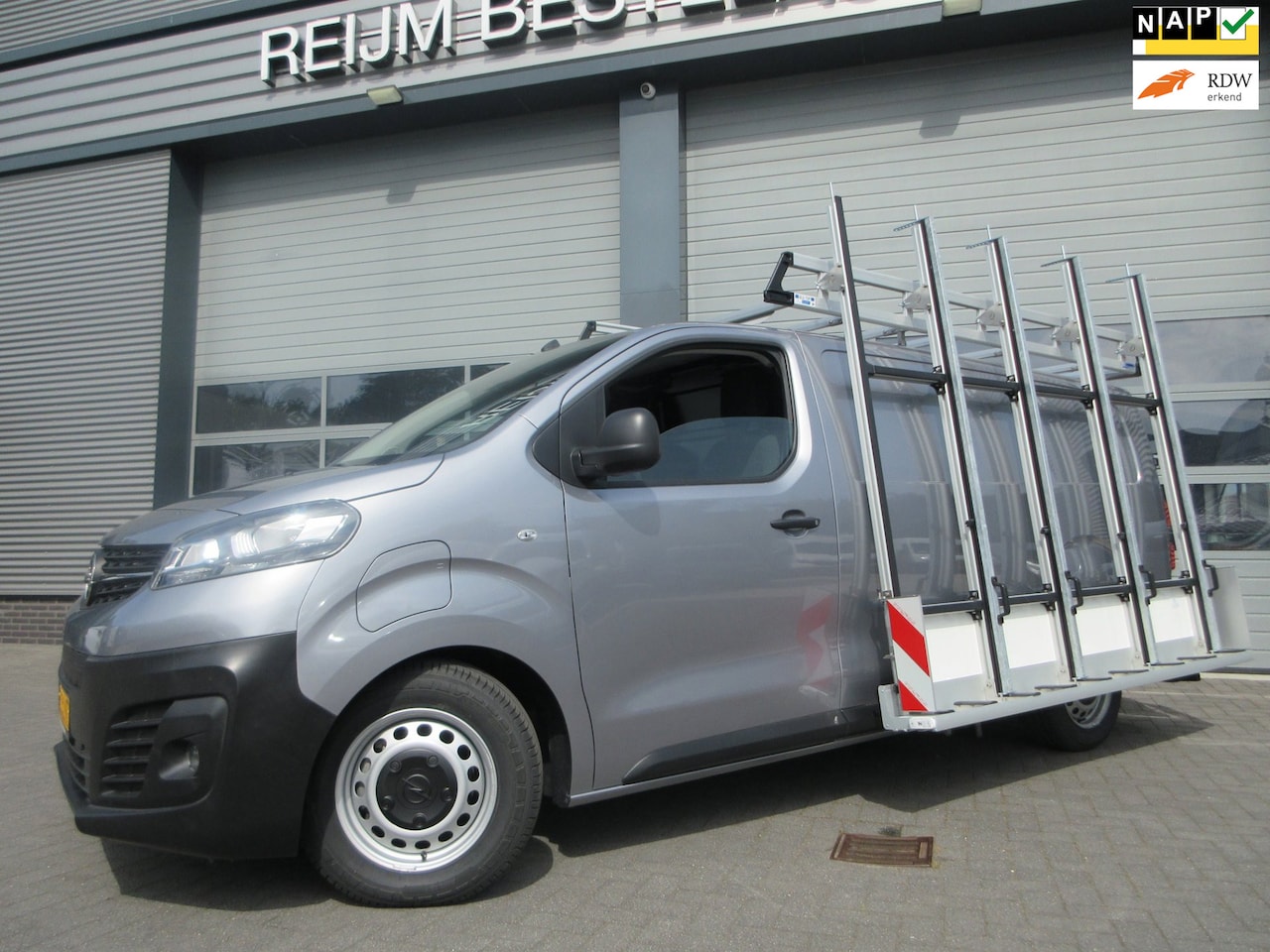 Opel Vivaro Electric - L3 75 kWh L3 75 kWh, L3 75 kWh, 316km WLTP, Snelladen, Glasresteel, Glasauto. - AutoWereld.nl
