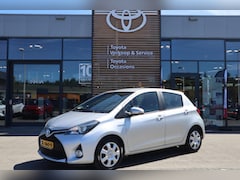 Toyota Yaris - 1.5 HYBRID LEASE AFN-TREKHAAK CAMERA CLIMA CRUISE NAVI
