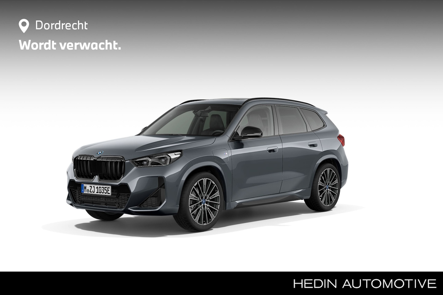 BMW X1 - xDrive30e | M-sport | Panorama | 20" | Trekhaak | Harman Kardon | Driving Assistant Plus - AutoWereld.nl