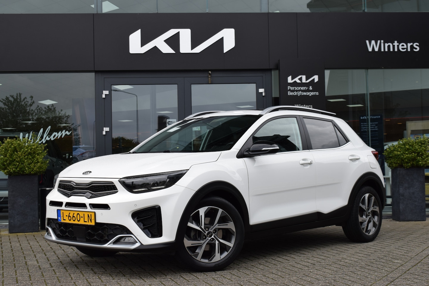 Kia Stonic - 1.0 T-GDi MHEV GT-PlusLine | Schuif/ Kanteldak | Stoel/Stuurverwarming | Dodehoekdetectie - AutoWereld.nl