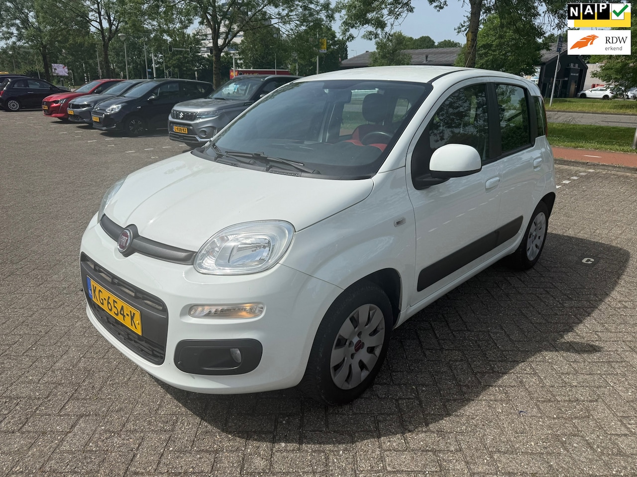 Fiat Panda - 0.9 TwinAir Lounge / NAP / APK / AIRCO / 2 SLEUTELS / 5 DRS / BOEKJES / ZEER NETTE AUTO!!! - AutoWereld.nl
