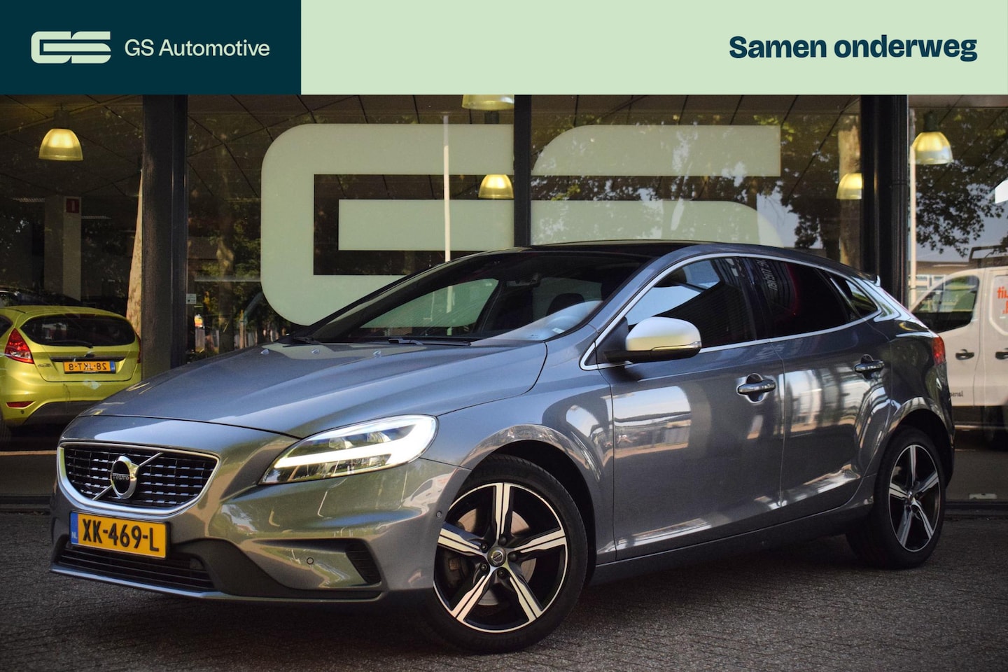 Volvo V40 - 1.5 T3 Polar+ Sport |PANO|AUTOMAAT|CRUISE|LED - AutoWereld.nl
