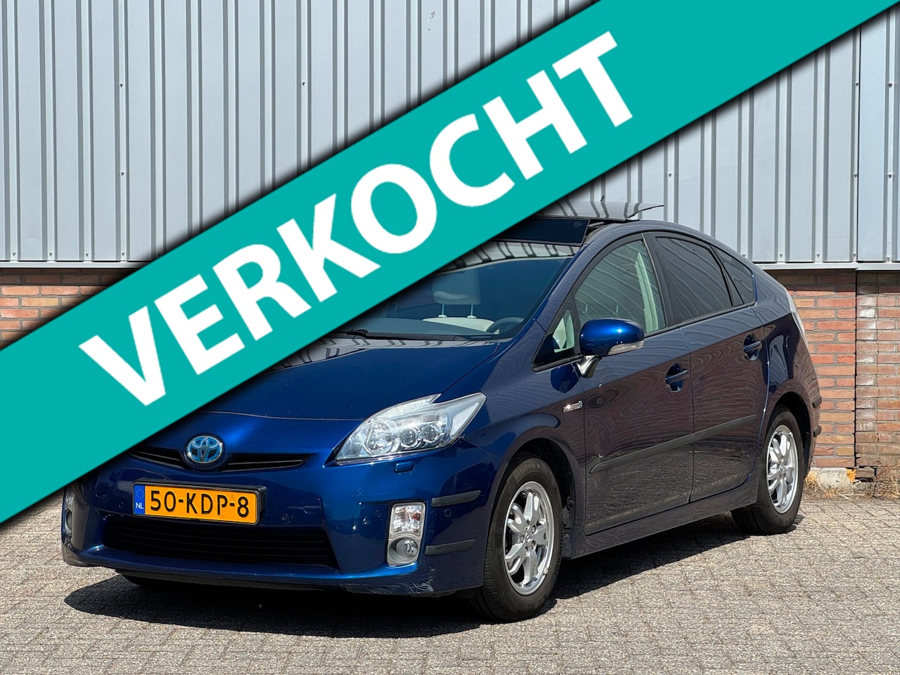 Toyota Prius - 1.8 Executive Panorama/ Leder/ ACC - AutoWereld.nl