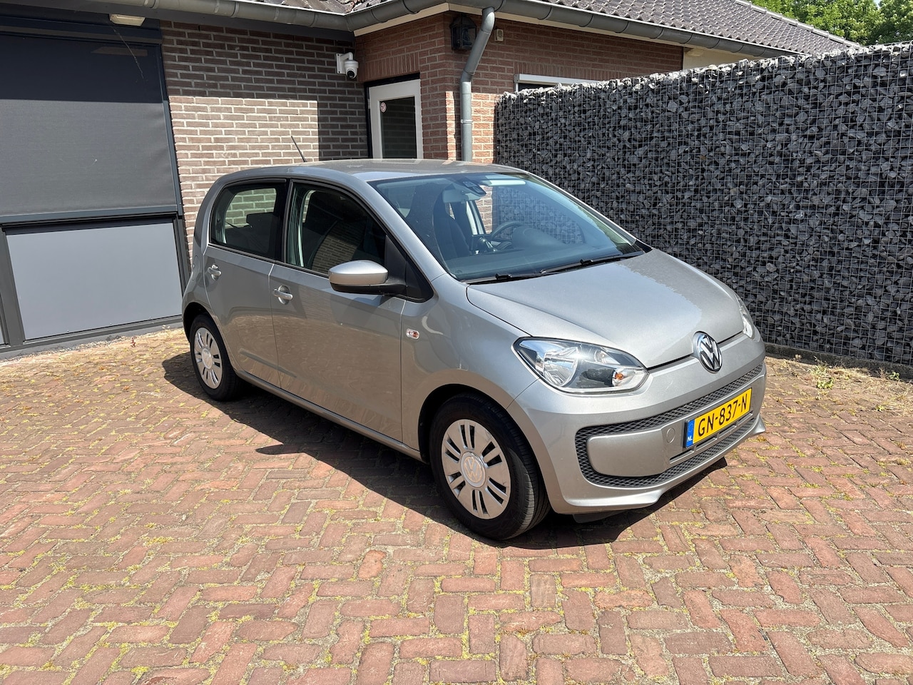 Volkswagen Up! - 1.0 move up! BlueMotion TREKHAAK. NL auto - AutoWereld.nl