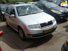 Skoda Fabia - 1.4-16V Choice st bekr airco elek pak nap apk