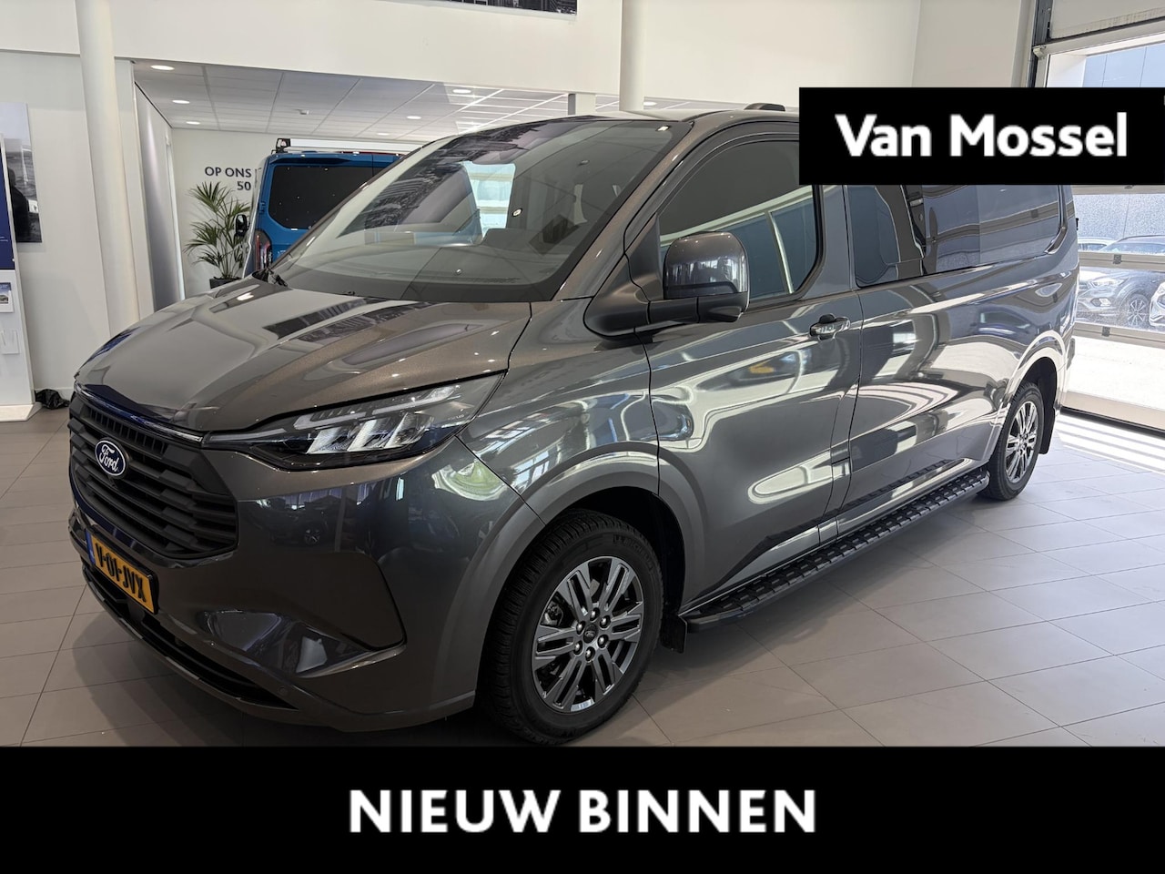 Ford Transit Custom - 320 2.5 PHEV L2H1 Limited DC 320 2.5 PHEV L2H1 Limited DC - AutoWereld.nl