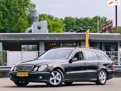 Mercedes-Benz E-klasse Combi - 320 Classic / ALLE ONDERHOUD GEDAAN / RIJD EN SCHAKELD GOED /