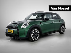 MINI 5-Deurs - 2.0 Cooper S AUTOMAAT | 178PK | PANORAMADAK | SFEERVERLICHTING | HARMAN KARDON | STOELVERW
