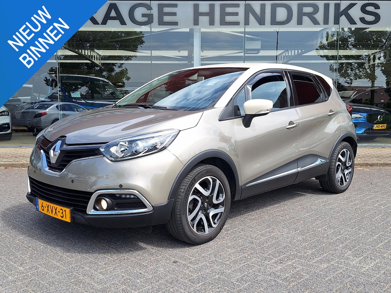 Renault Captur - 1.2 TCe Dynamique Automaat | Pack City | Pack Style | Trekhaak | Navi NAP | Lage km-stand - AutoWereld.nl