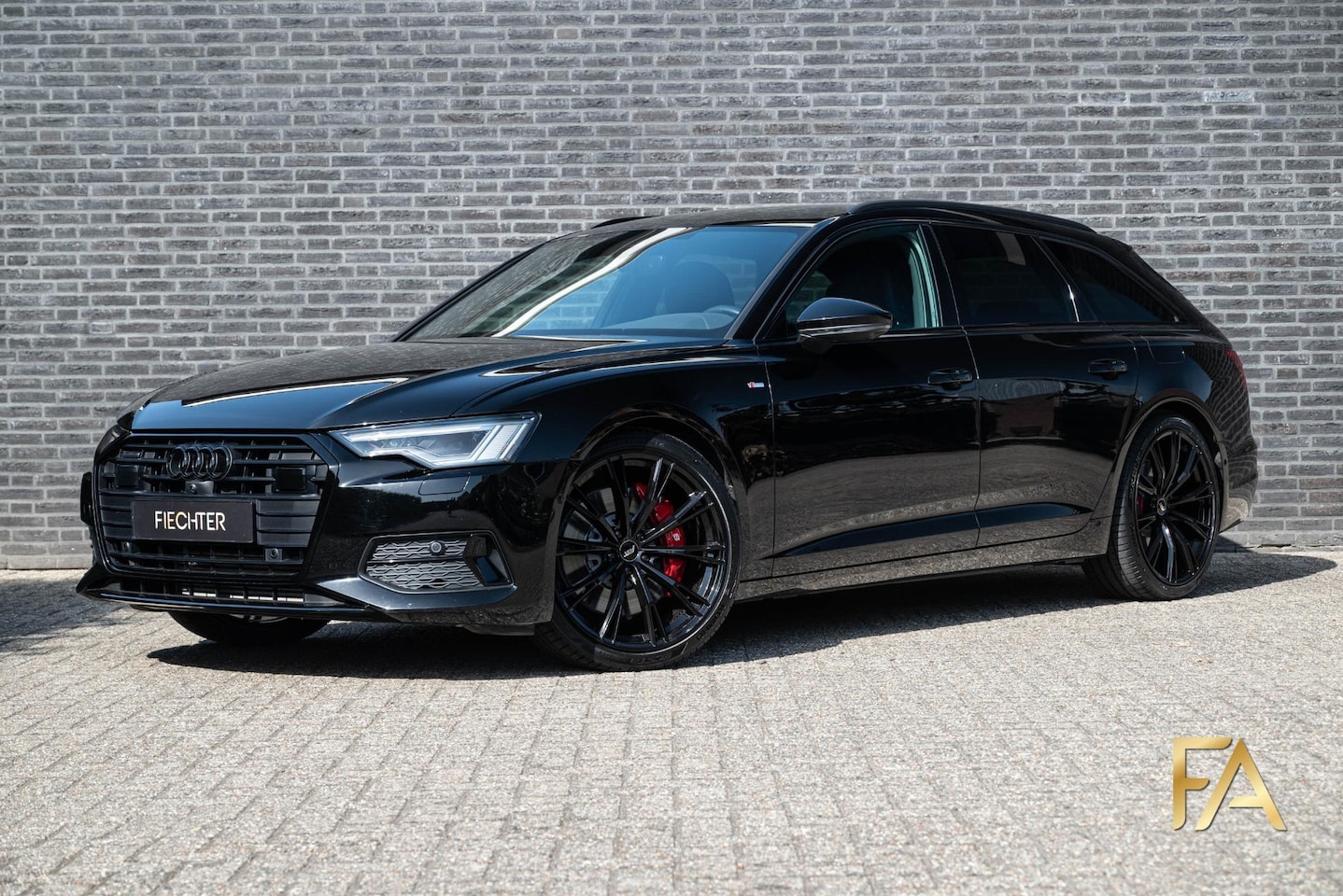 Audi A6 Avant - 50 TFSI e quattro S Line Fullblack|21Inch|299PK|MatrixLED - AutoWereld.nl