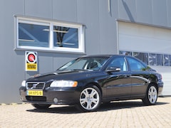 Volvo S60 - 2.4i 170PK Drivers Edition 5-cilinder / Carplay / Schuifdak