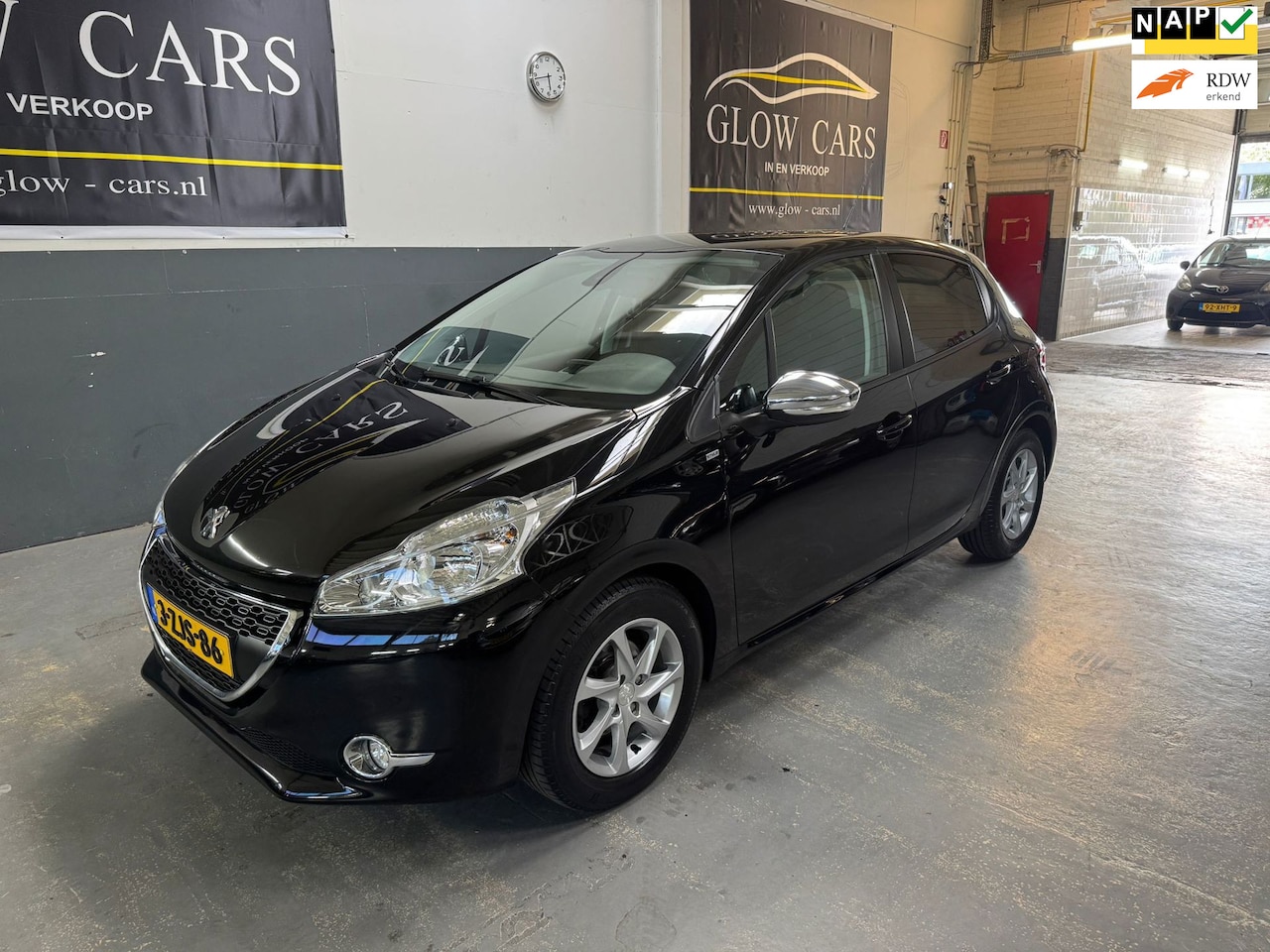 Peugeot 208 - 1.2 PureTech Style Pack |AIRCO|CRUISE|NAVI|NAP| - AutoWereld.nl