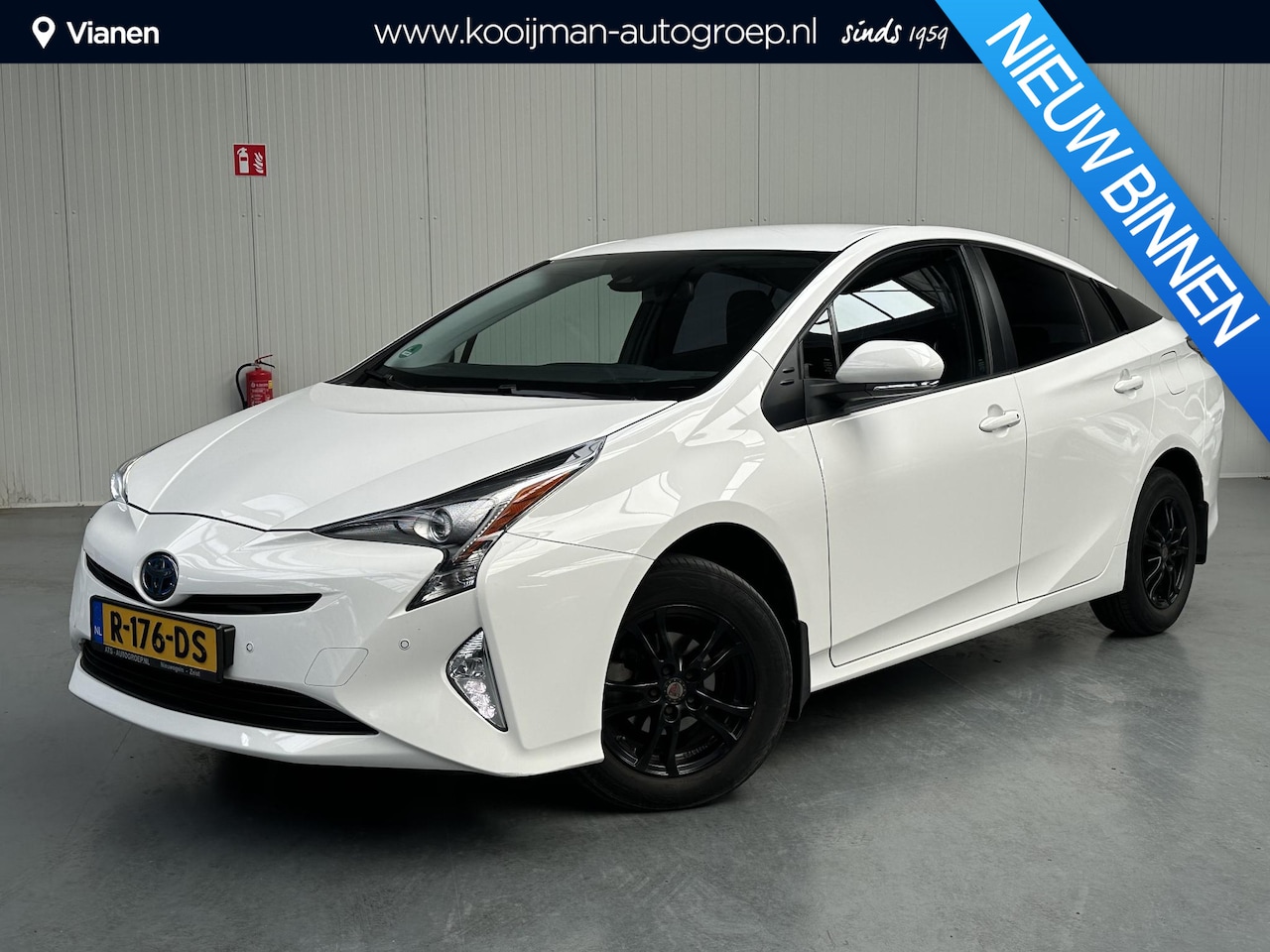 Toyota Prius - 1.8 Executive 1.8 Executive - AutoWereld.nl