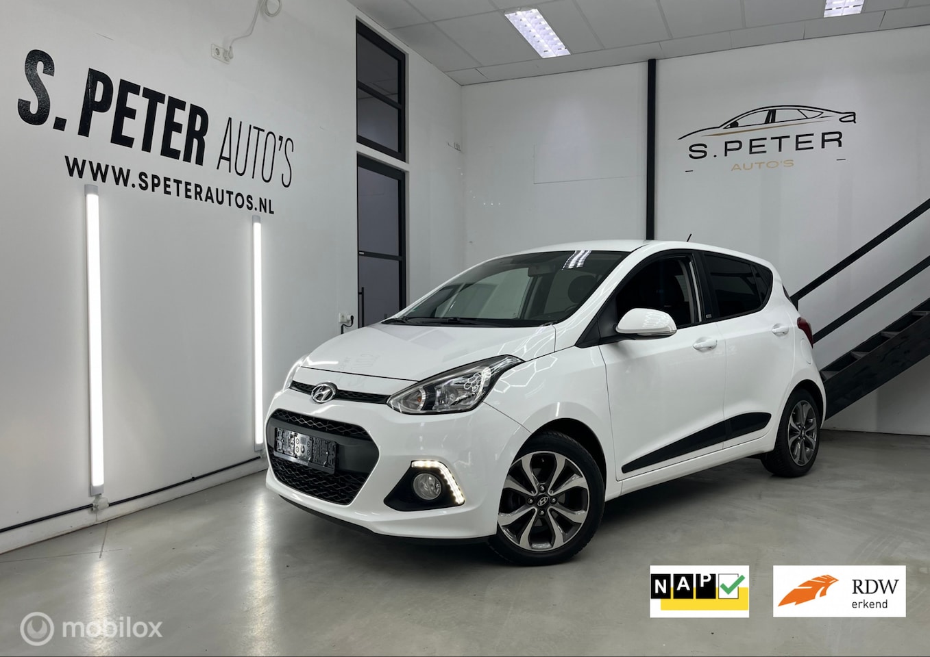 Hyundai i10 - 1.0i i-Motion Premium 1.0i i-Motion Premium - AutoWereld.nl