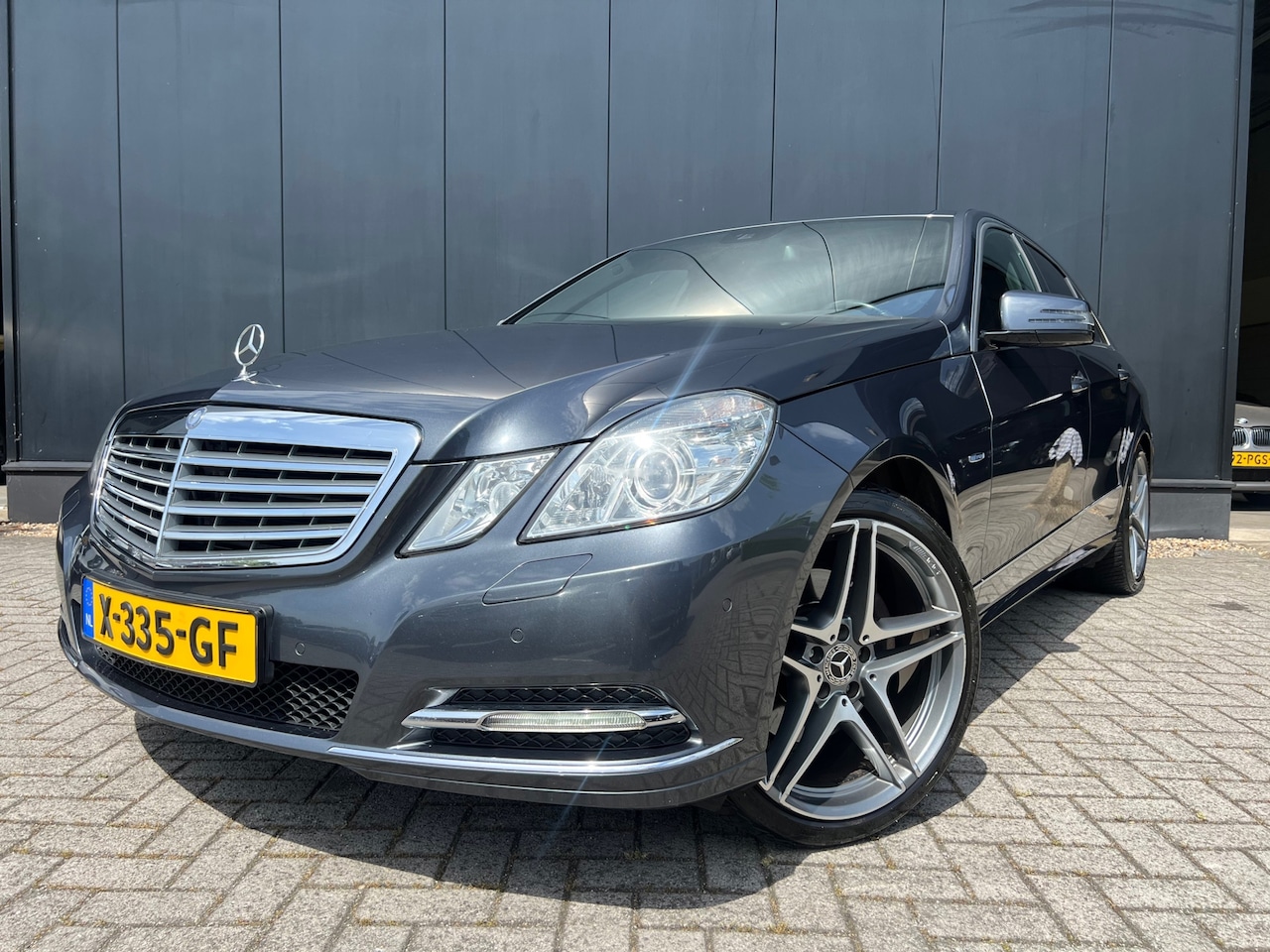 Mercedes-Benz E-klasse - 350 CGI Aut/Leer/Navi/Dakje/19"lmv/ZrMooi!!! - AutoWereld.nl