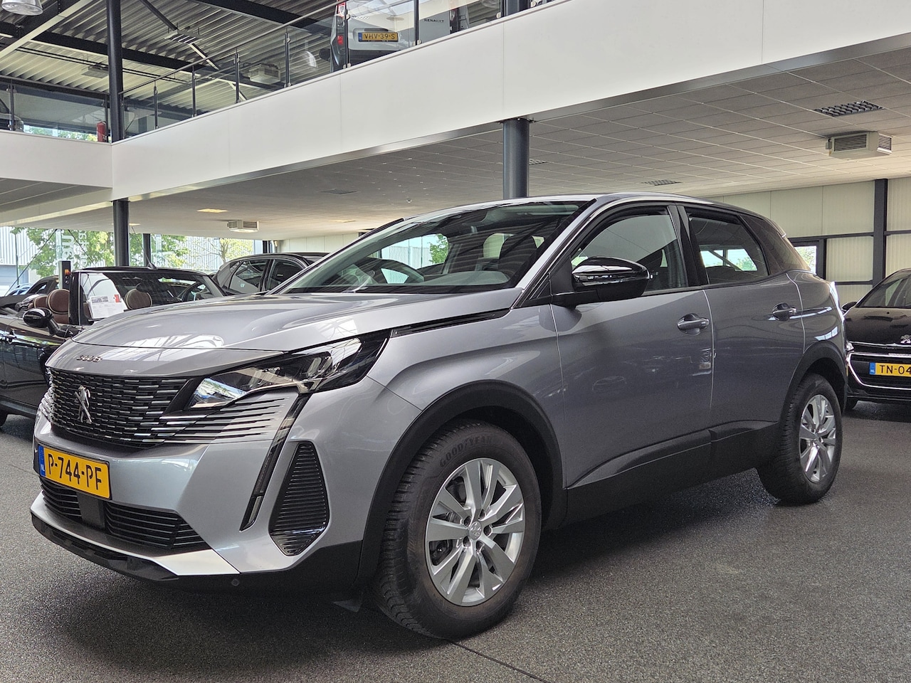 Peugeot 3008 - 1.2 PureTech Active Avantage 1.2 PureTech Active Avantage - AutoWereld.nl