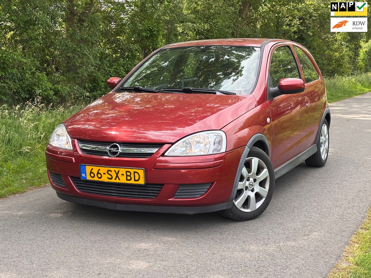 Opel Corsa - 1.2-16V Silverline | Airco Nu € 1.450,- !!! - AutoWereld.nl