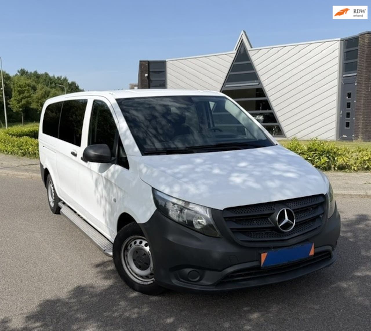 Mercedes-Benz Vito Tourer - 110 CDI Base Extra Lang - AutoWereld.nl