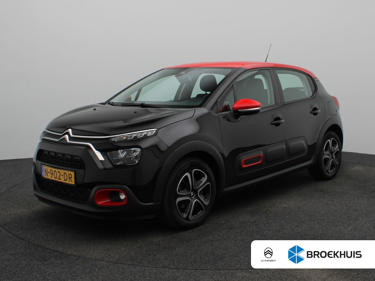 Citroën C3 - 1.2 PureTech Feel | Parkeersensoren achter | Cruise Control | Airco | Apple Carplay/Androi - AutoWereld.nl