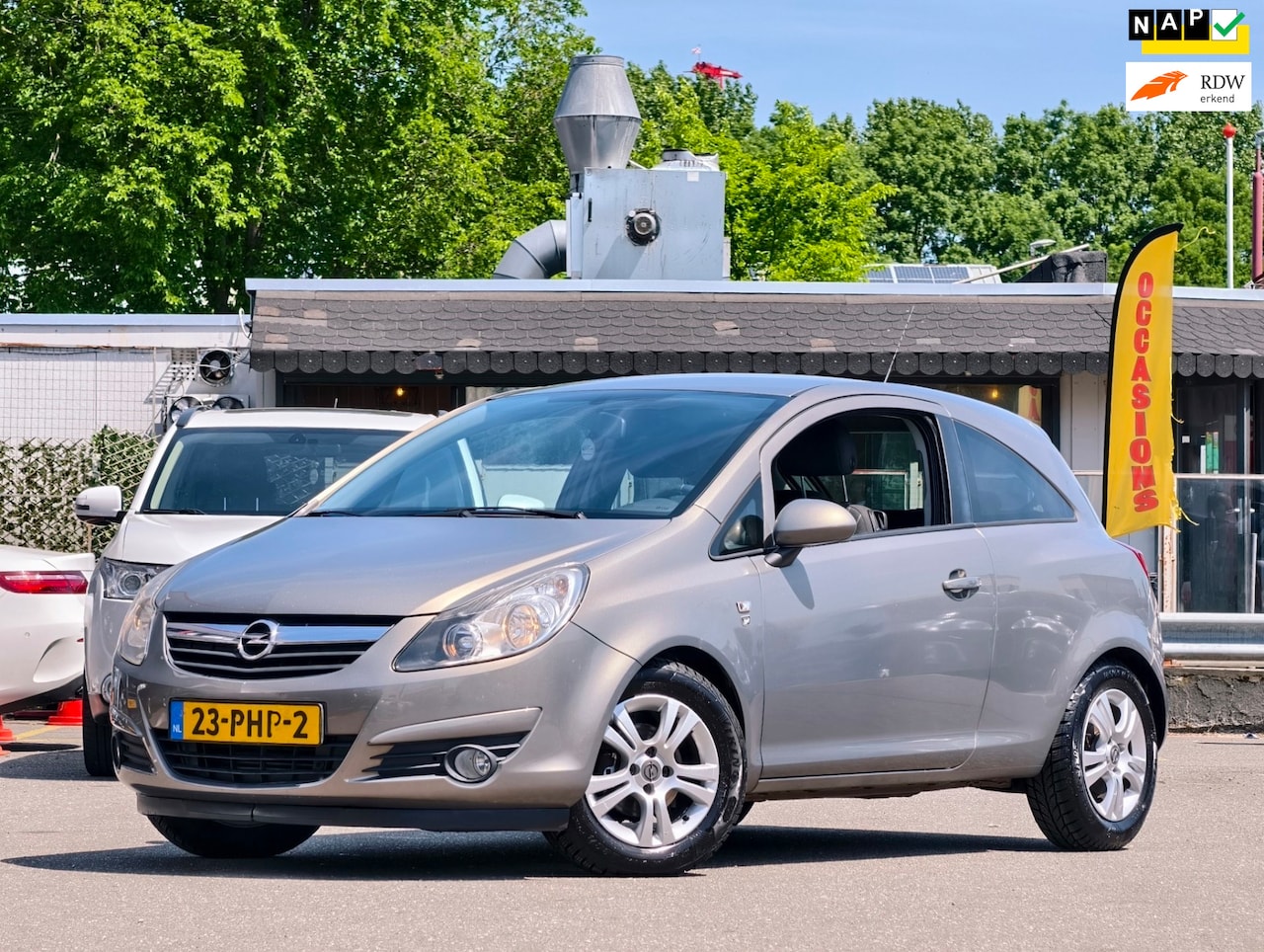 Opel Corsa - 1.3 CDTi EcoFlex S/S '111' Edition /NAP / AIRCO / 2E EIG / OHB / - AutoWereld.nl