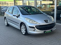 Peugeot 207 - 1.4-16V Color-line