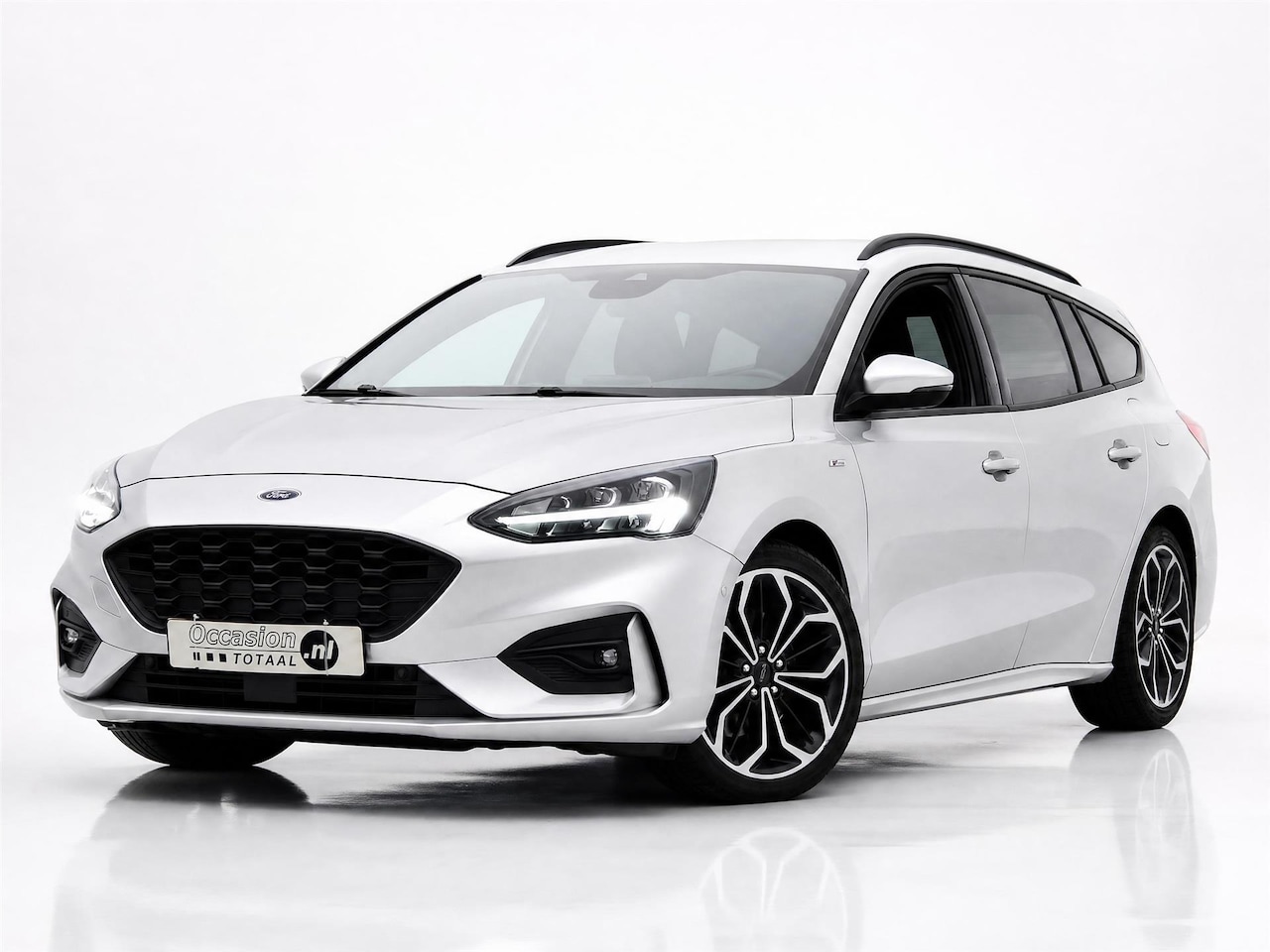 Ford Focus Wagon - 1.0 EcoBoost Titanium Business | Automaat | Carplay | Camera | Led | Stuur+ Stoelverwarmin - AutoWereld.nl