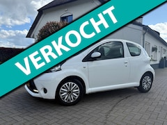 Toyota Aygo - 1.0 VVT-i / Bj: 2013 / AIRCO