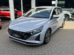 Hyundai i20 - 1.2 MPI COMFORT 100PK NAVI LMV AIRCO PDC-CAMERA
